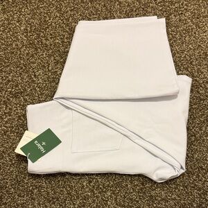 HALARA White Apparel